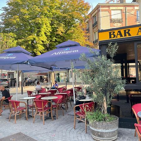 Summer in Paris Ivry-sur-Seine Exterior foto